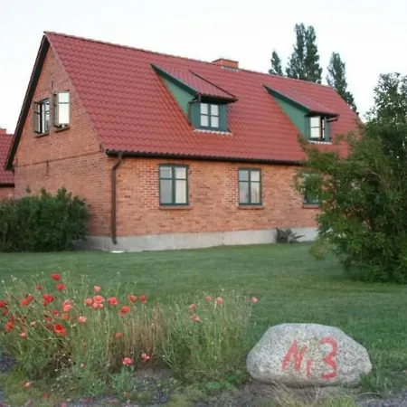 Gans In Ummanz-luessvitz By Interhome Apartament